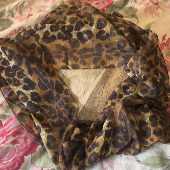 VINTAGE Cheeta Print Scarf Made in Italy Animal Print + Gold Stripe 62’x14.5” - Picture 15 of 16